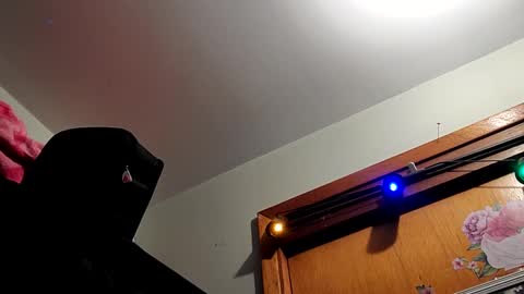 gurlnips online show from January 9, 1:39 am