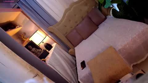 myka online show from November 11, 12:51 pm