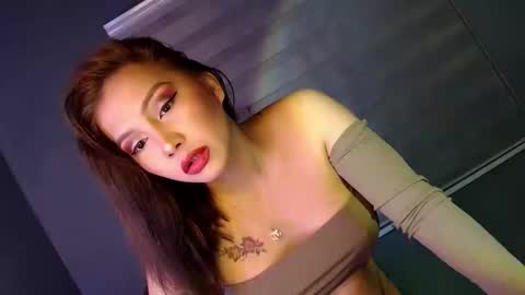 Snapshot of mi_amor18 chatting on January 3, 7:06 am Hera online show from January 3, 7:06 am