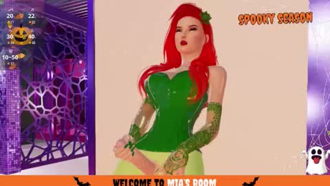 Snapshot of mia_lilah chatting on October 19, 10:46 pm Mia online show from October 19, 10:46 pm