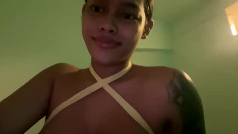 Mia online show from January 27, 4:22 pm