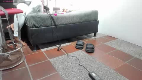 michelle perla online show from November 24, 12:40 pm