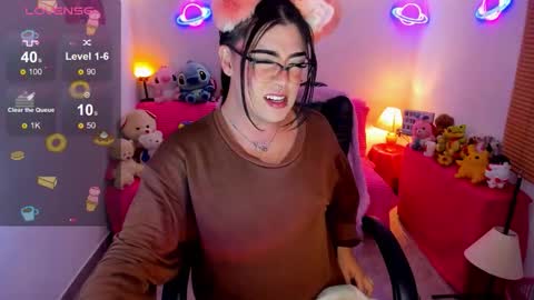   online show from November 22, 6:26 am