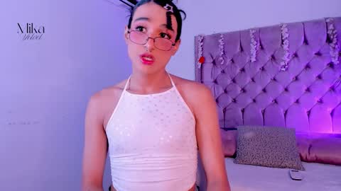 mika_velvet online show from February 27, 8:04 pm