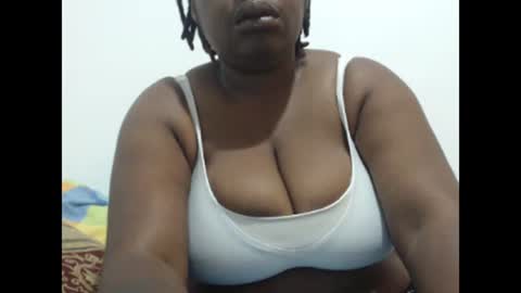 AveryB online show from January 26, 5:13 pm