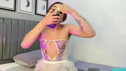   online show from January 21, 12:02 pm