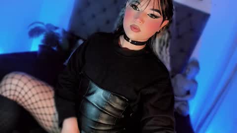 miss_zz online show from March 29, 11:44 am