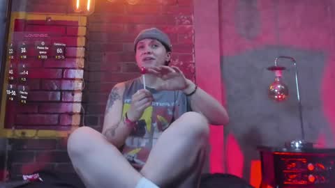 Miguel online show from April 11, 7:50 pm