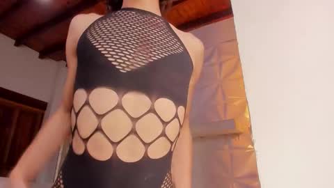 Mis Ari online show from December 3, 8:02 pm