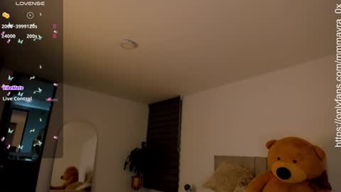 MAYRA   online show from February 3, 11:15 pm