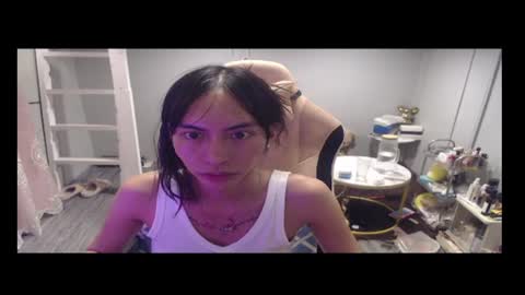 ELYSE A SIMPLE GIRL online show from February 19, 1:29 pm