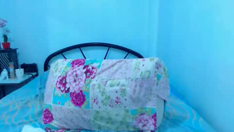 mrladybunnycock online show from April 17, 2:03 am