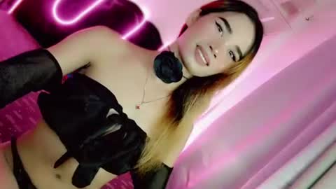 mscherry_ online show from January 12, 5:47 am