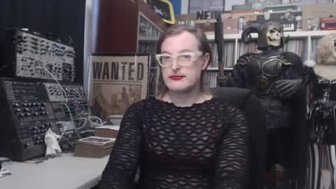 Muziknerd online show from December 4, 9:19 pm