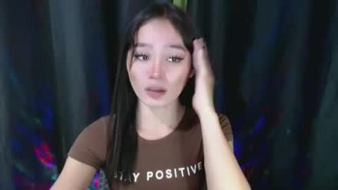 nadiestar online show from January 7, 12:03 am