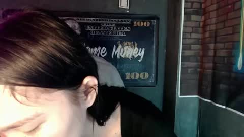 nadiestar online show from April 4, 12:52 am