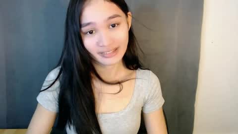 nadiestar online show from June 30, 11:49 pm