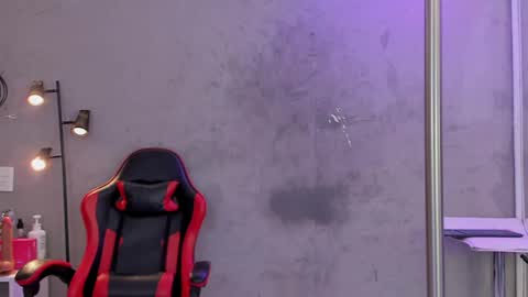 Naomi Blair online show from April 9, 3:41 am