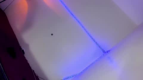 nia_jaxx online show from February 23, 11:46 am