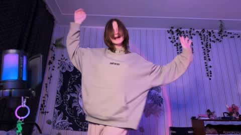 Tears Lora online show from December 15, 1:24 am