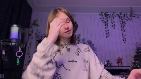 Tears Lora online show from December 23, 1:24 pm