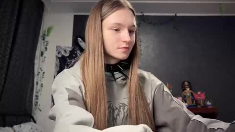 Tears Lora online show from March 9, 1:35 am