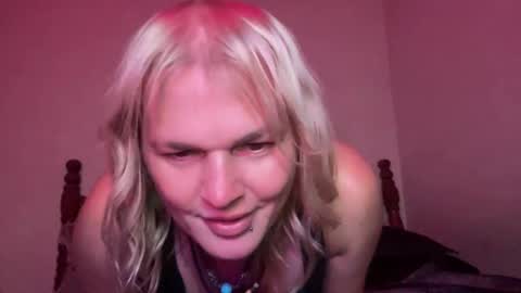 ohellesbells online show from May 28, 6:33 am