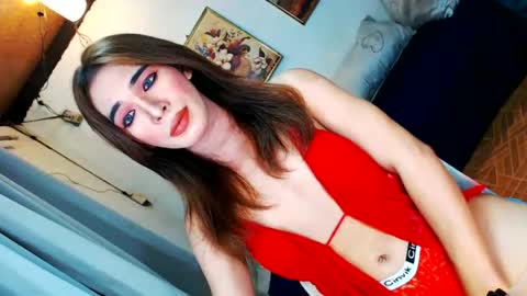 IM CHIE  DONT FORGET TO FOLLOW ME  MAKE ME SMILE HERE  THUMB UP FOR 25TOK  online show from July 2, 5:07 pm
