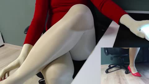 Pantyhose-feet-lover online show from October 19, 4:38 am