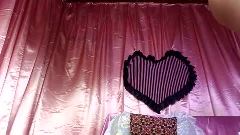 Jeannifer online show from October 23, 2:10 pm