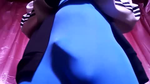 Jeannifer online show from December 14, 1:00 am