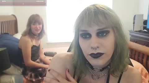 palaceofmalice online show from January 30, 4:02 pm