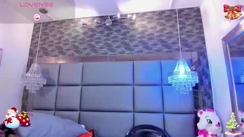 Palmer  online show from December 17, 10:04 pm