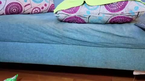 Pandora online show from April 15, 5:02 am