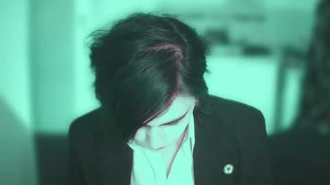 In bio online show from April 11, 7:28 pm