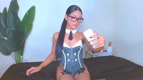 patring292004 online show from April 19, 10:56 pm