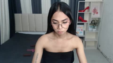 Yukie online show from October 25, 6:52 am