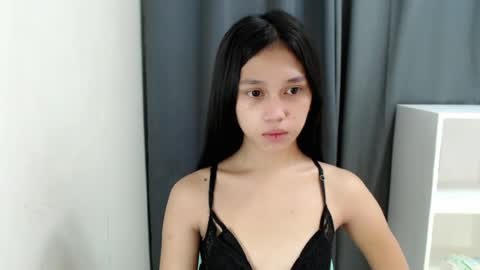 pinkdollbaby_ online show from July 16, 5:02 am