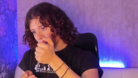 cris online show from October 29, 4:43 am