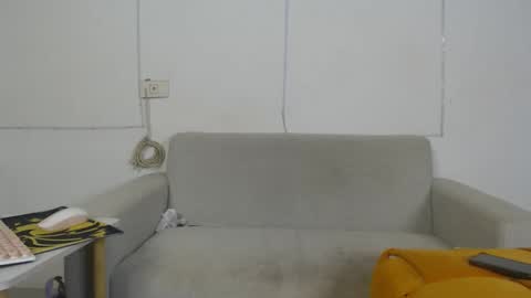 plasticgirll online show from November 1, 5:54 pm