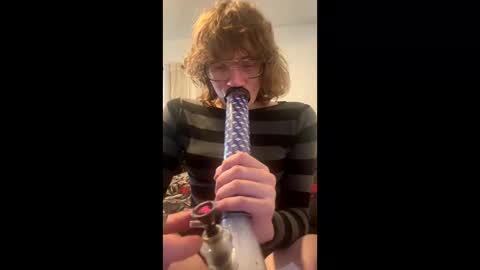 prichardjason13 online show from November 22, 2:35 am