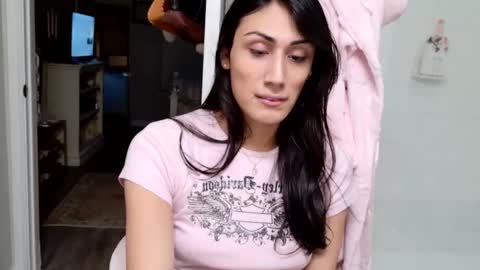 Snapshot of prinxessally chatting on February 14, 1:23 am Prinxessally online show from February 14, 1:23 am