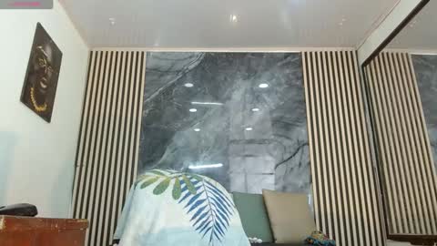 priscilarainbow online show from February 7, 5:18 pm