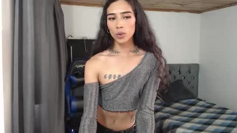 Cris online show from March 18, 7:13 pm