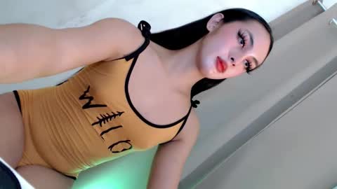 queen_danaya online show from October 28, 6:33 am