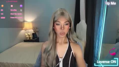 queen_nicolexxx online show from November 4, 12:26 pm