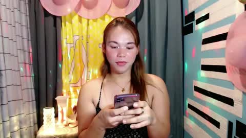 queenlust381213 online show from December 10, 1:11 pm