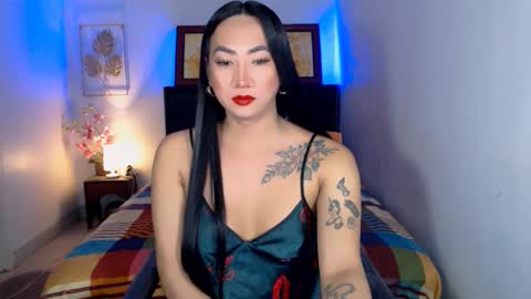 QUEEN online show from March 12, 3:02 am