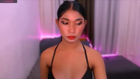 YOUR LATINA GODDESS online show from February 28, 3:46 am