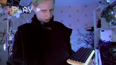  Yrriel Strife Candy-Demon Caveboy mr. Cringe   online show from December 5, 8:05 am